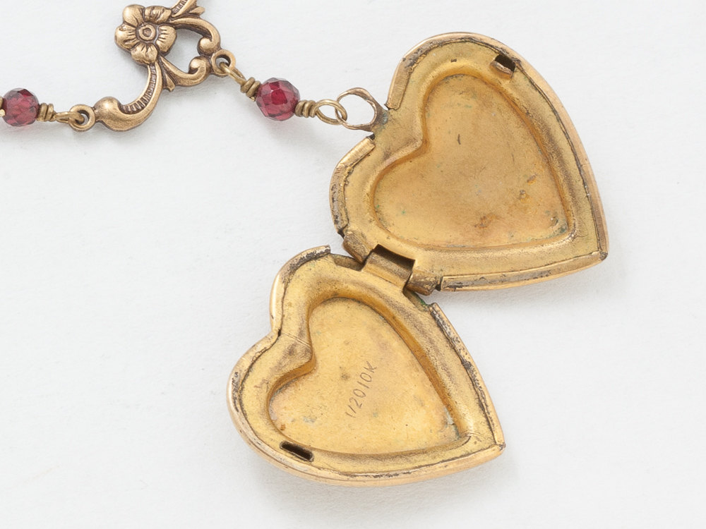 Antique Gold Heart Locket Necklace Gold Filled Locket Heart Locket with Genuine Red Garnet Beads Flower Leaf Engraving Photo Locket