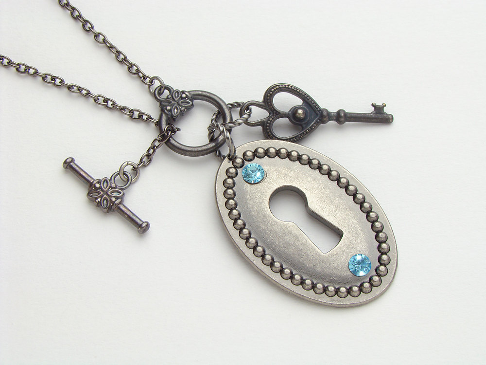 Neo Victorian antiqued silver lock skeleton key charm blue aquamrine Swarovski crystal Steampunk necklace lariat