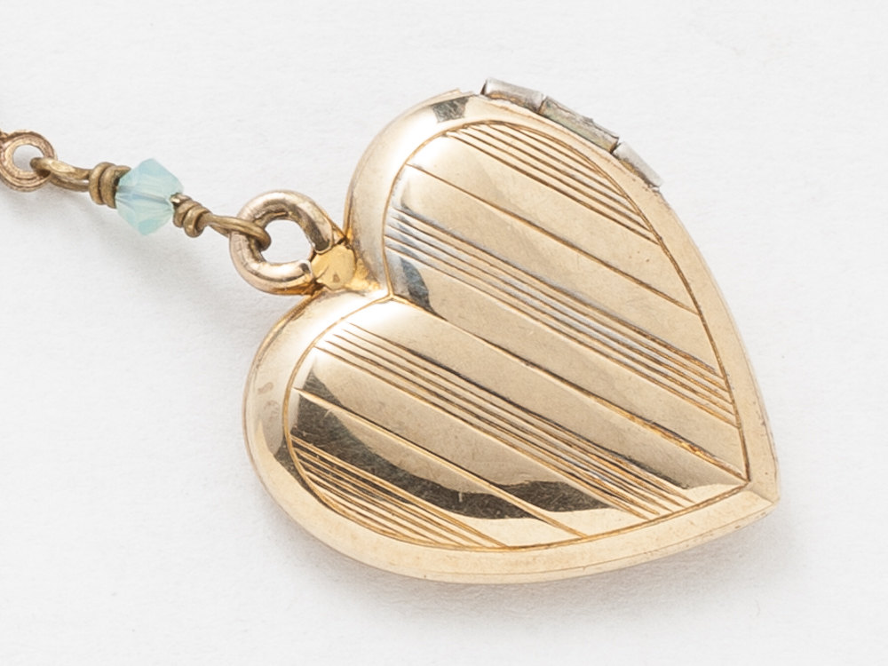 Vintage Heart Locket Gold Filled Locket Heart Locket Necklace with Blue Topaz Leaf Engraving Blue Opal Crystal Photo Locket Jewelry