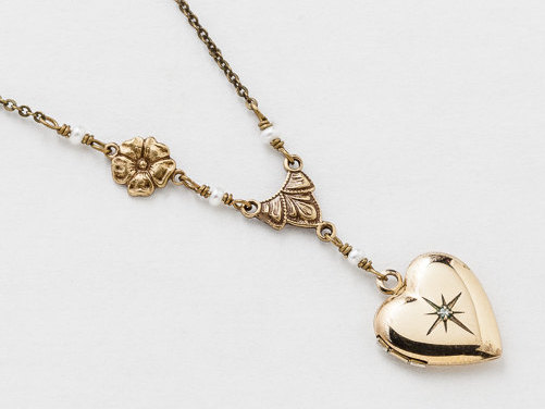 Antique Gold Heart Locket Necklace Gold Filled Locket Photo Locket Leaf ...